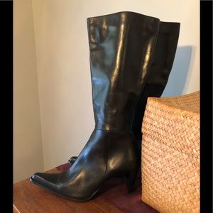 Gorgeous Leather Boots! Size 10
